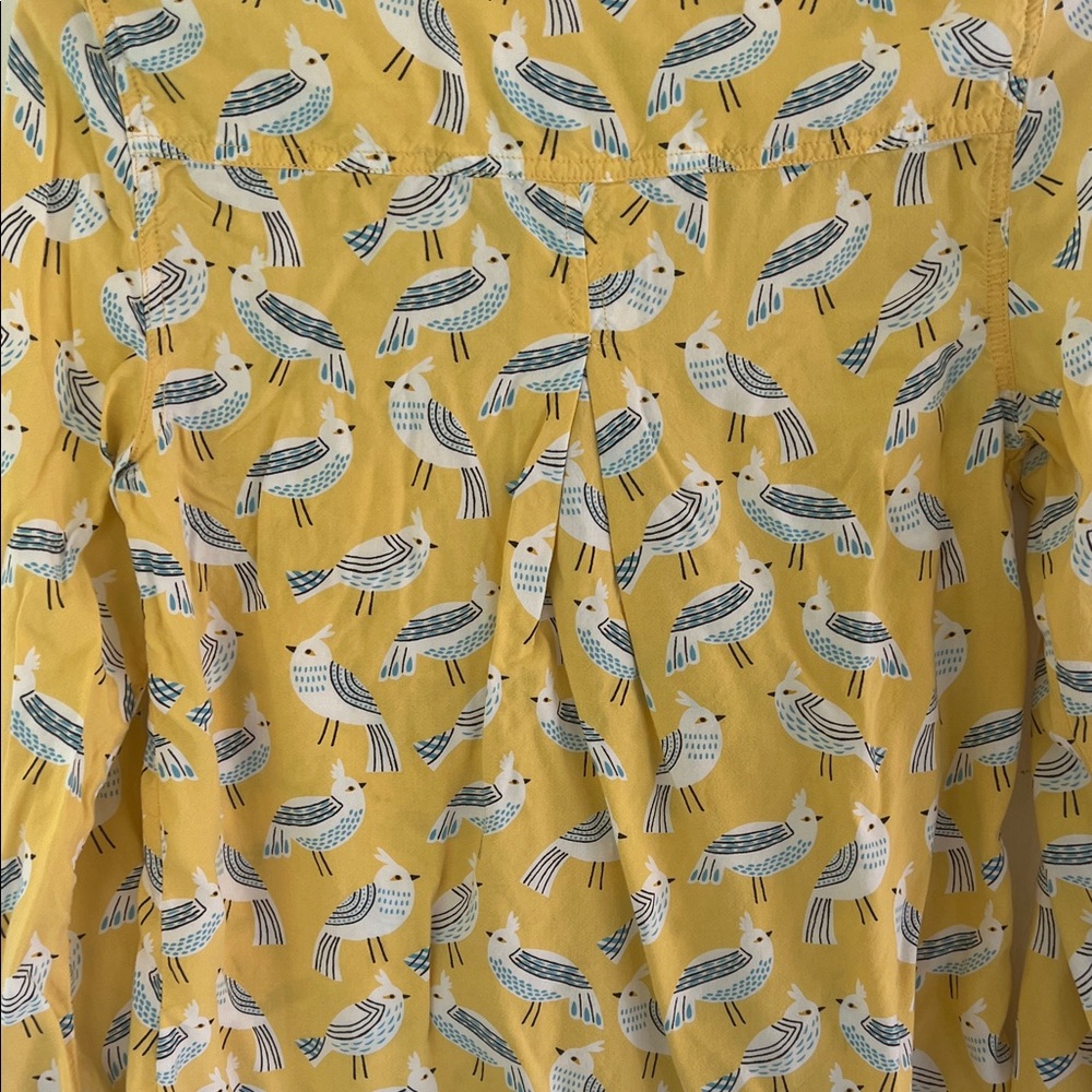 Beachlunchlounge Yellow Bird Pattern Lighweight Button Up LS shirt Sz small - Picture 3 of 10